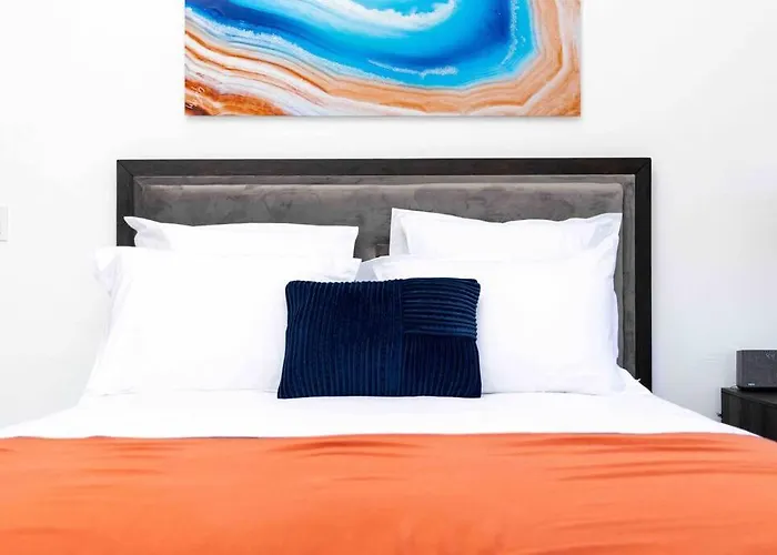 Thrush Nest View Studio Apartment